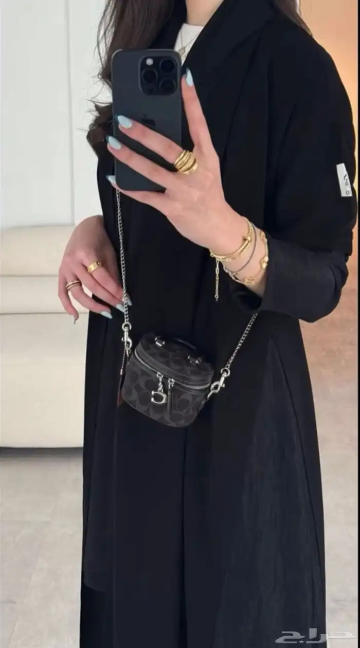 عبايه قماش كريب ملكي كوري اسود 1