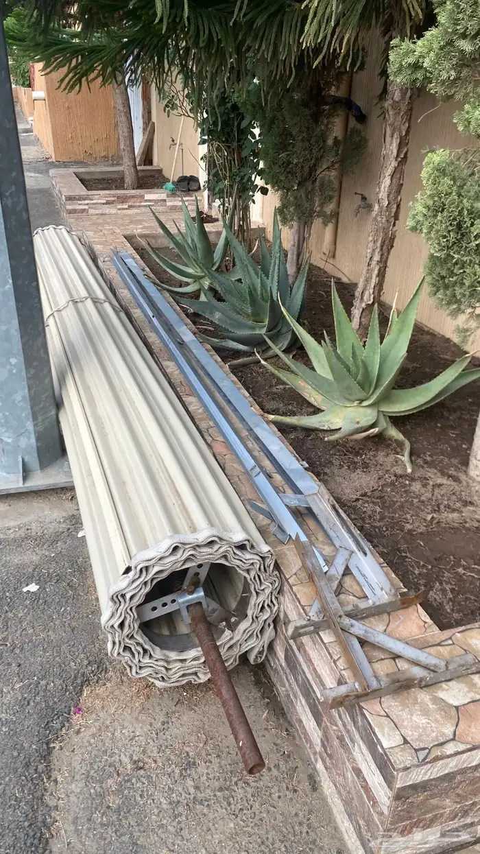 بوابه رول شبه الجديده للبيع 0