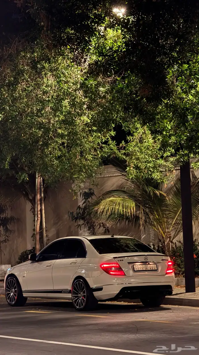 مرسيدس C200 2008 4