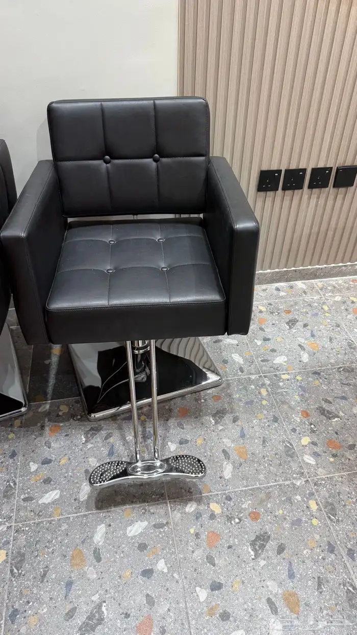 كرسي حلاقة اطفال وكرسي خدمة 0