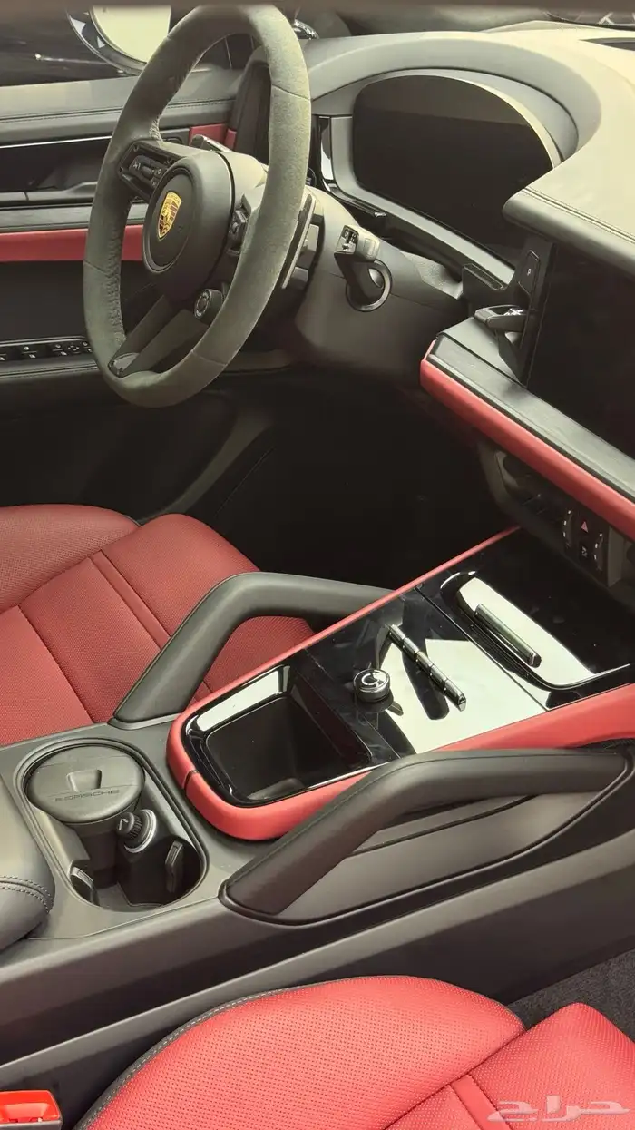 بورش كايين GTS 2025 23