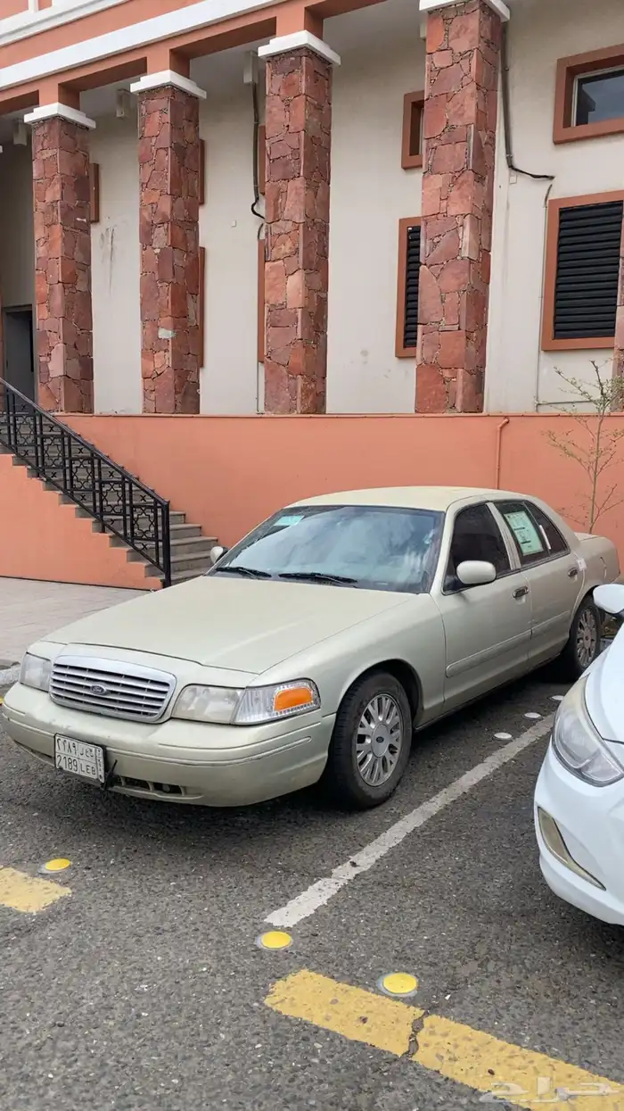 فورد فكتوريا2004 (سعودي) 1