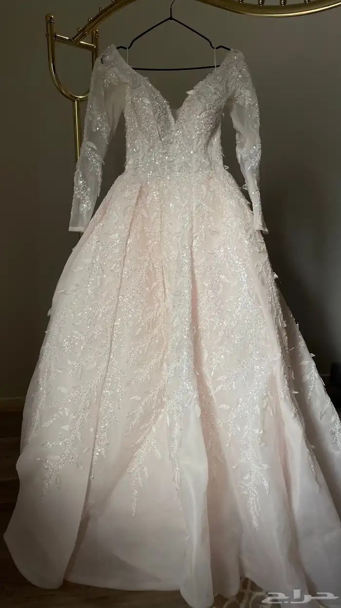 فستان زفاف فخم 1