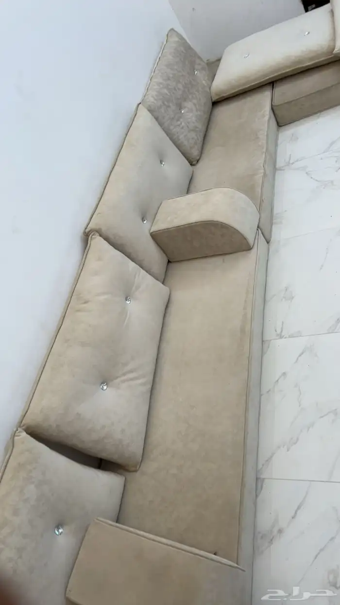 كنب مجلس نظيف جدا طبي 1