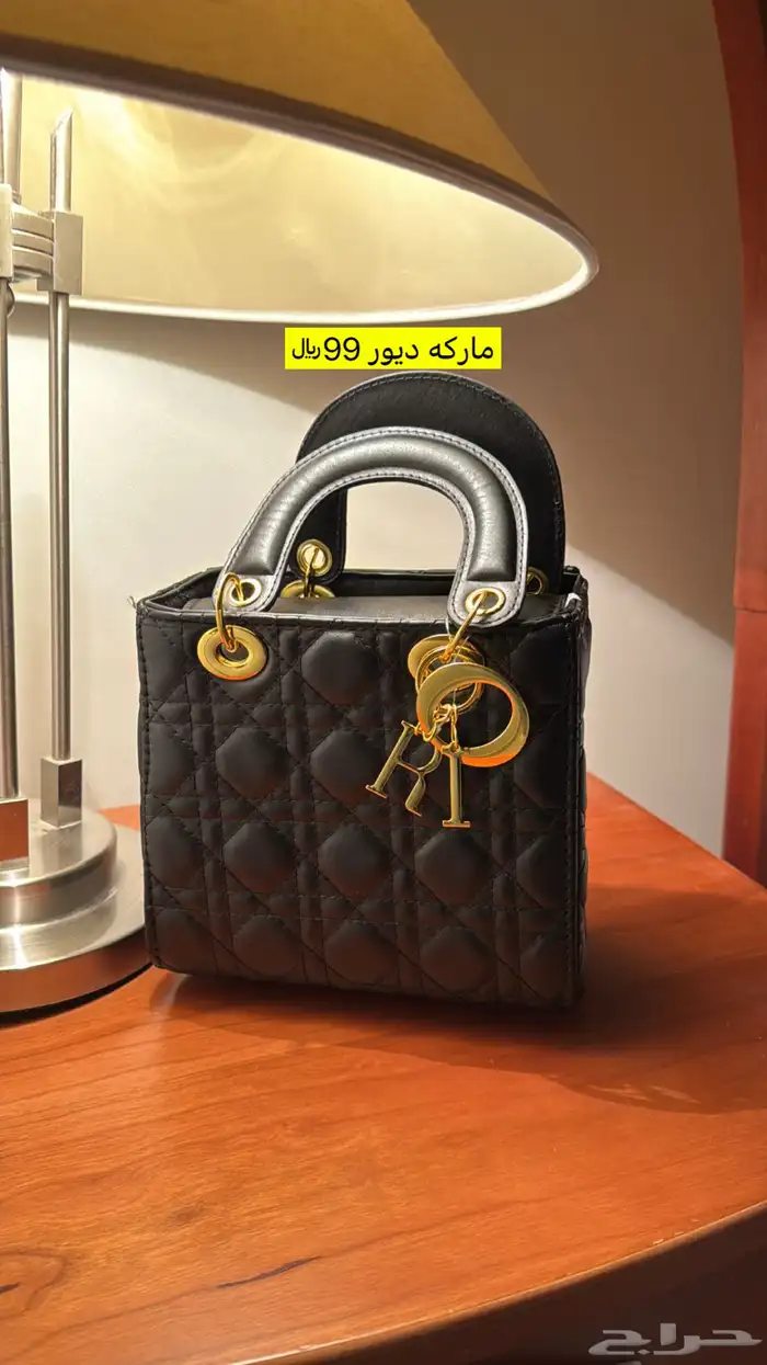 شنط نسائية وشوزات تصفيه متجر 11