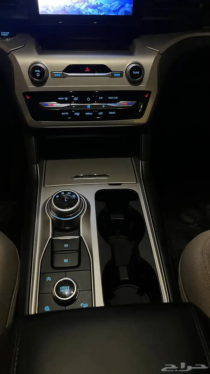 2021 Ford Explorer in original condition 8