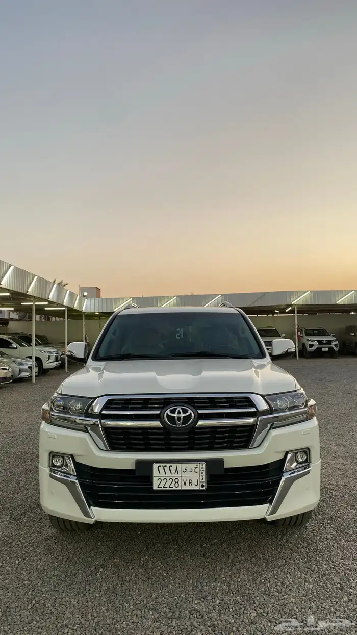 تويوتا لاندكروزر 2021 تورينق فل كامل 1