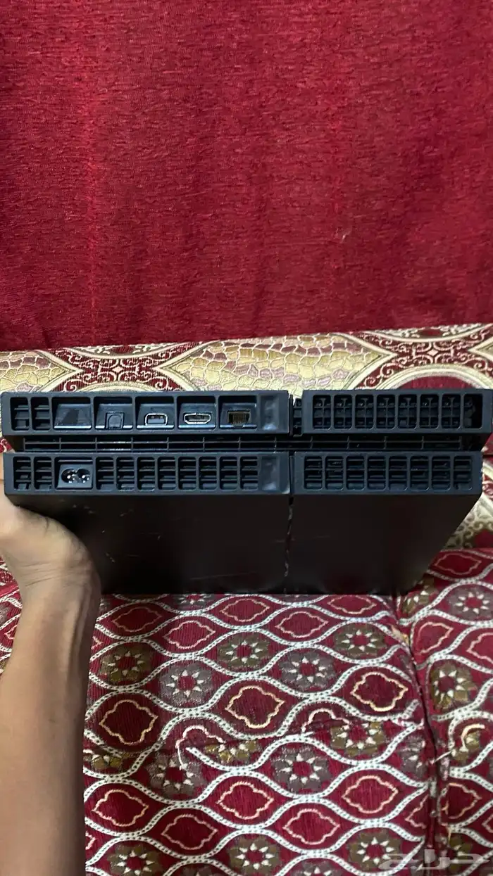 سوني فور وايضا  لدي آيفون 11 ابي ابدلها ب آيفون 16او15 0