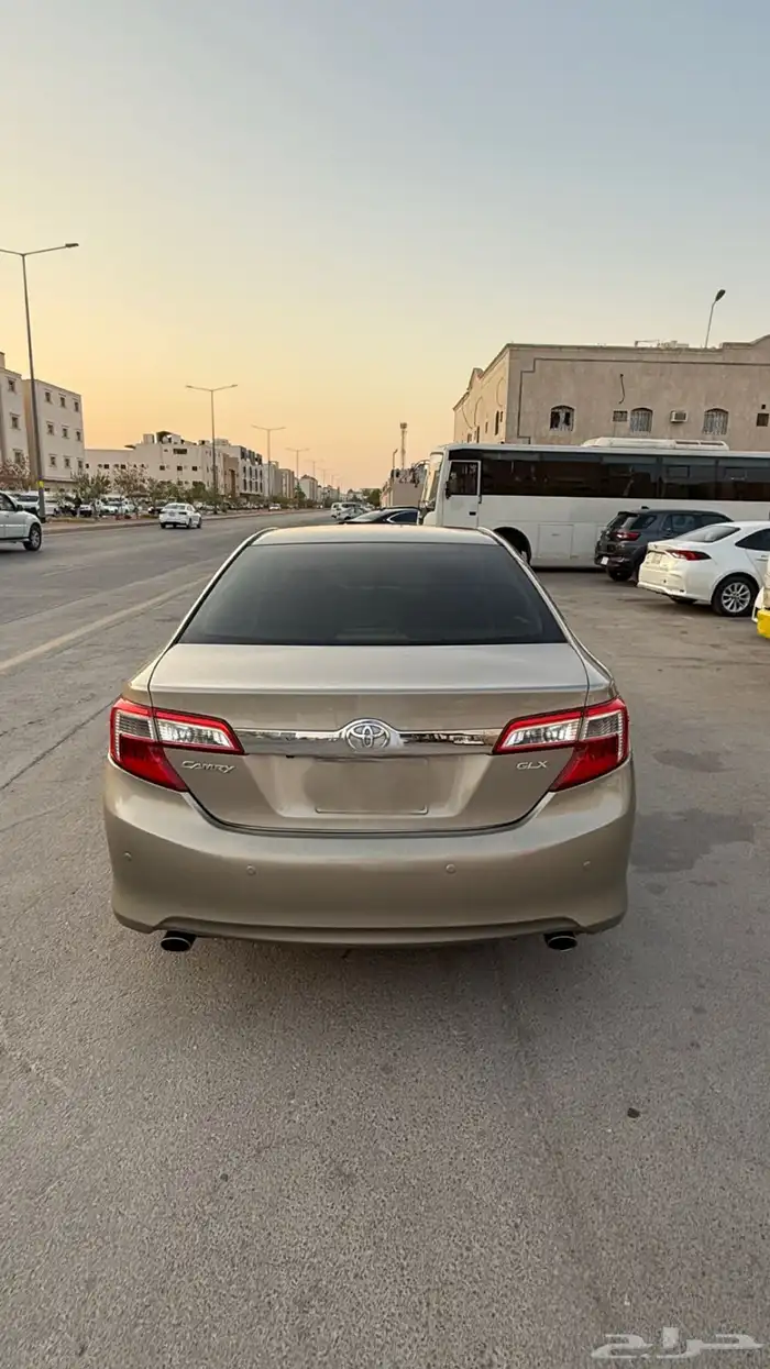 كامري 2012 glx نص فل للبيع او البدل 1