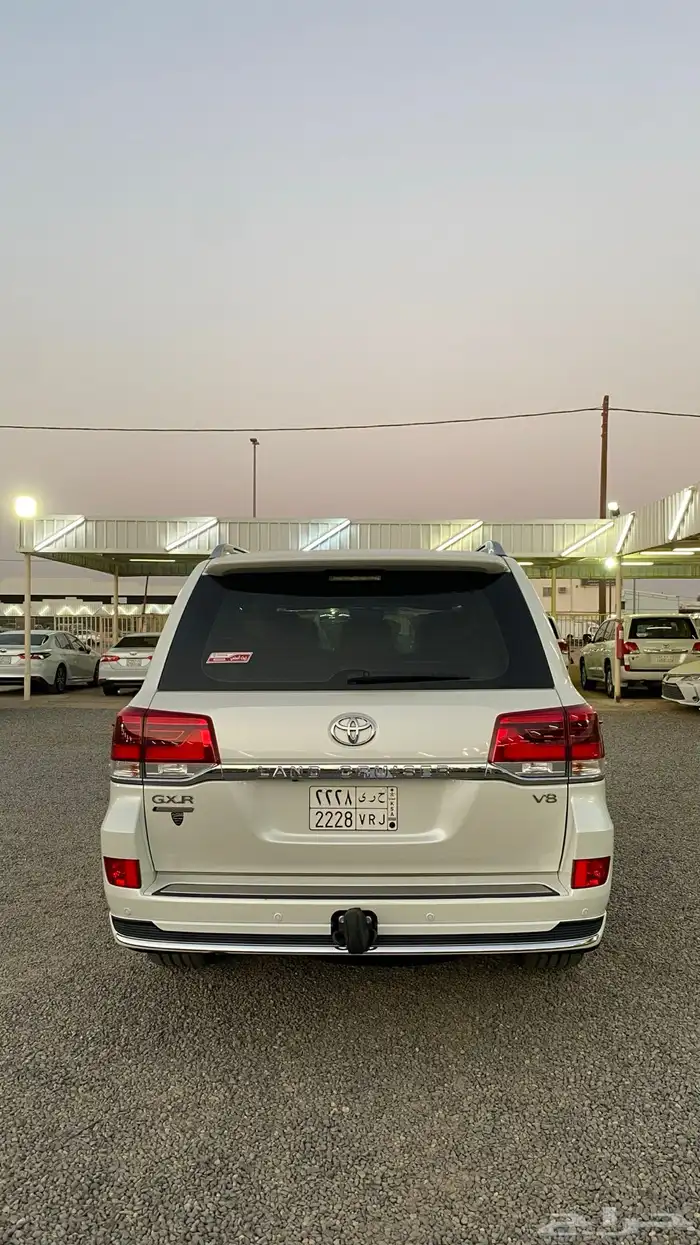 تويوتا لاندكروزر 2021 تورينق فل كامل 8