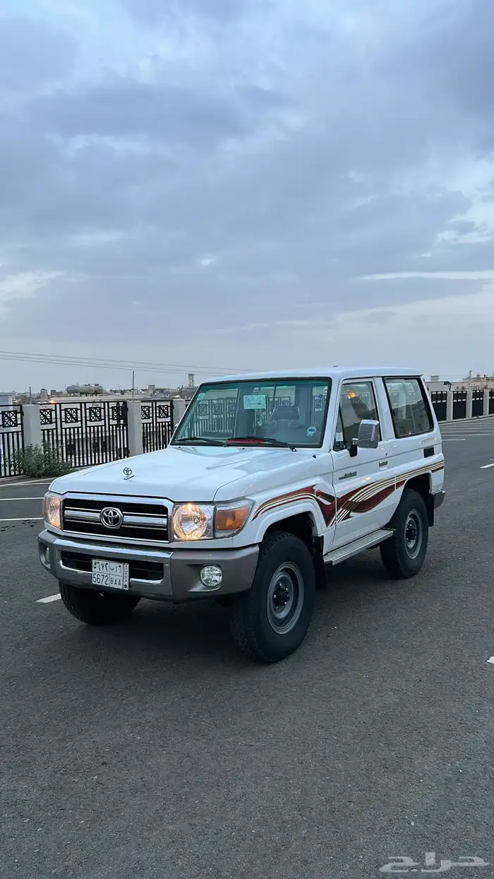 جيب-ربع 8