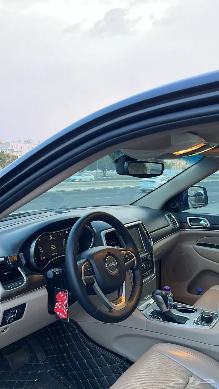 جيب جراند شروكي 2017 4