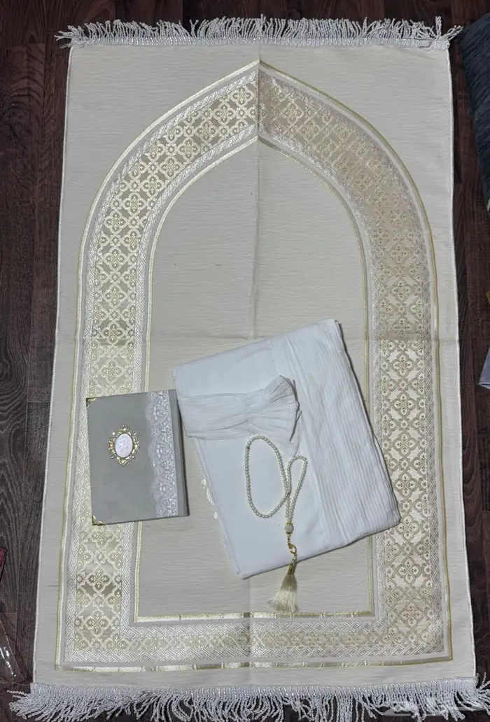 أطقم مبطنة.. 1