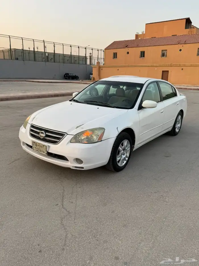 للبيع التيما 2005 نظيفه 1