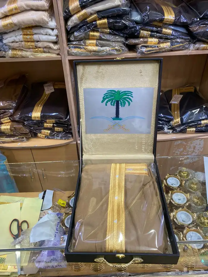 هدايا تخرج ضباط زواج ترقية تقاعد سيف بشت درع 80