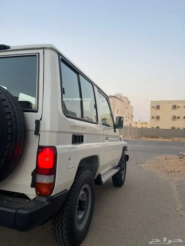 جيب ربع 2006 ابيض سعودي مشروط 16