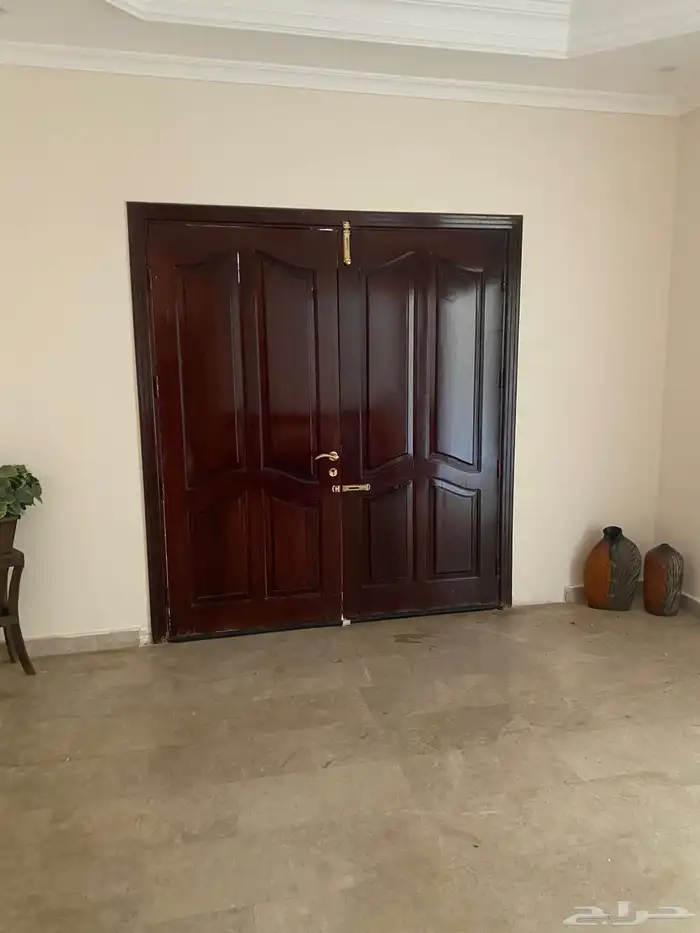 30باب خشب نظيفه ومن خشب ممتاز 0