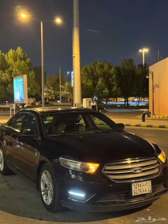 سيارة فورد تورس 2