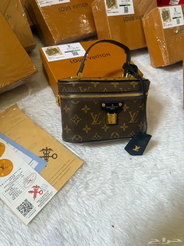 شنط لويسفيتون مكياج ماستر 6