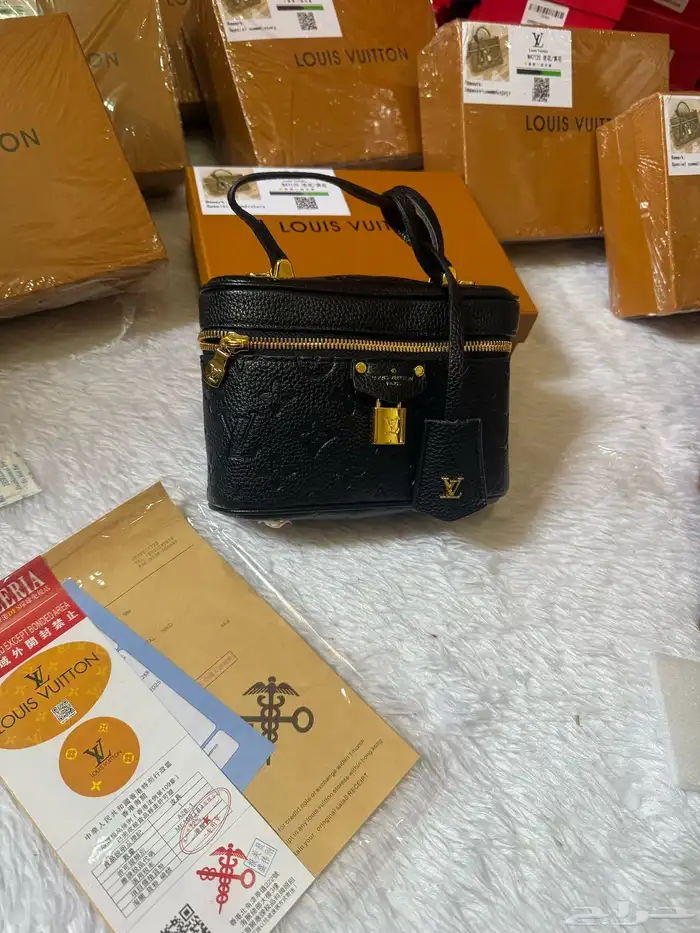 شنط لويسفيتون مكياج ماستر 4