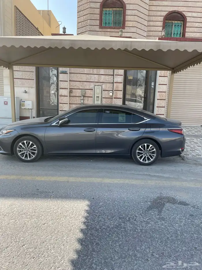 لكزس ES 250 ماشيه 25 الف 0
