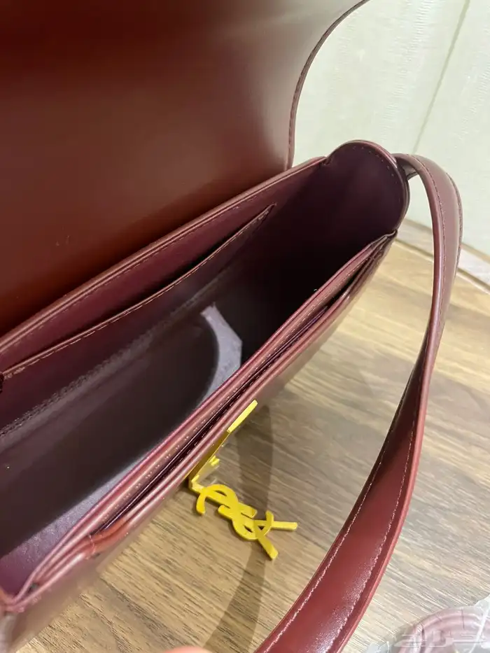 شنطة سانت لوران YSL طبق الأصل بجودة عالية مع ملحقاتها 4