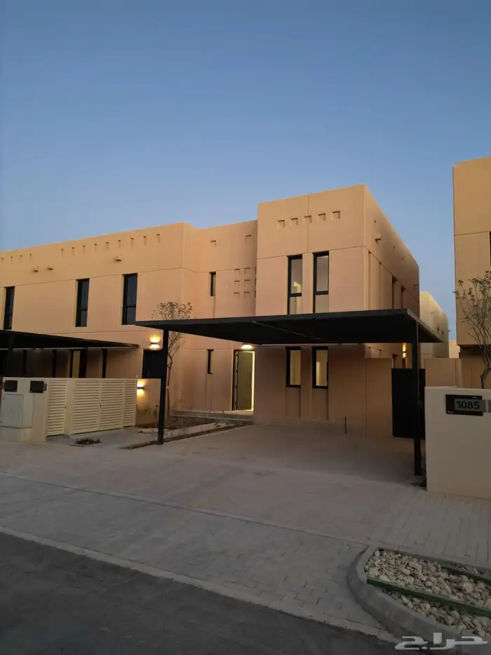 Townhouse villa for rent_ فيلا للإيجار حي سدرة ( روشن ) 0