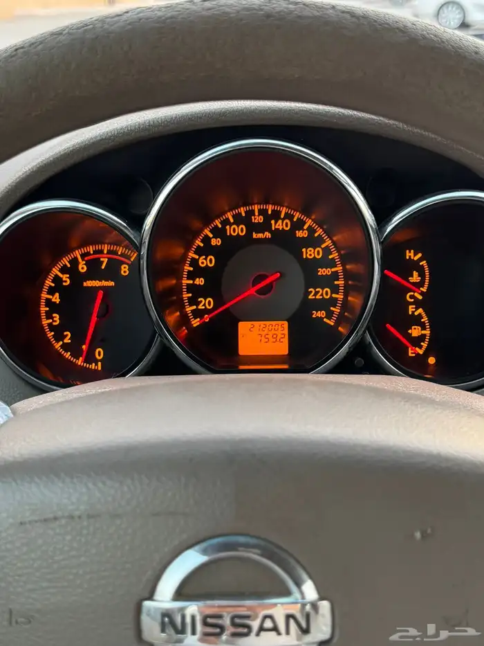 للبيع التيما 2005 نظيفه 8