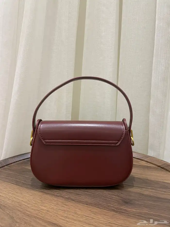 شنطة سانت لوران YSL طبق الأصل بجودة عالية مع ملحقاتها 1