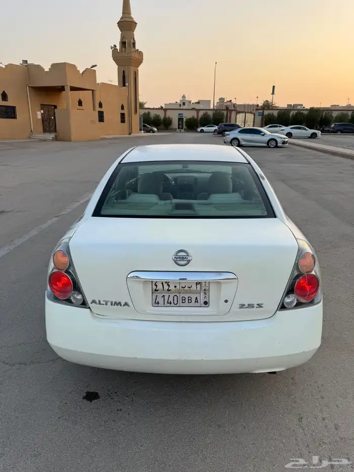 للبيع التيما 2005 نظيفه 7