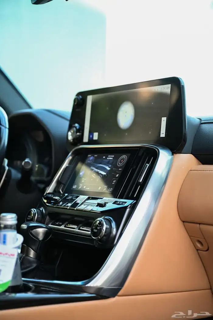 تاجير لكزس 6