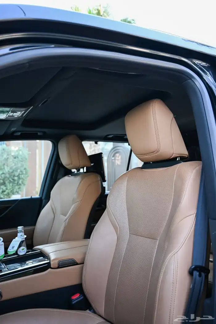 تاجير لكزس 4