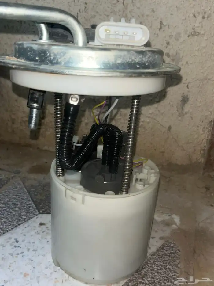 طرمبة بنزين جيمس مروحة التبريد يده باب فورد وقطع أخرى 1