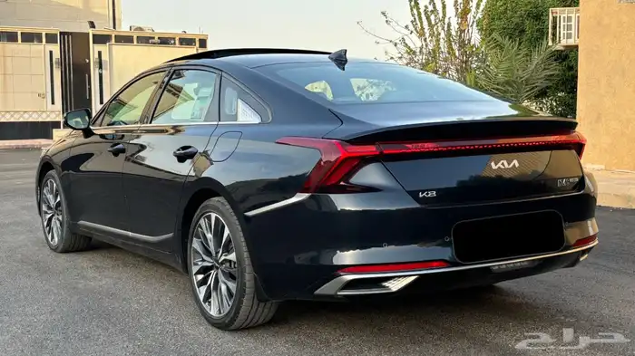 للبيع K8 اقل بدرجه عن الفل 2023 بدي وكاله 10