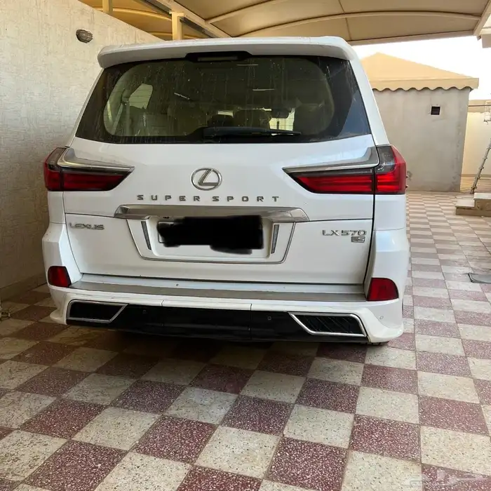 للبيع لكزس 2016 محول 2019 فل كامل LX SPORT 4