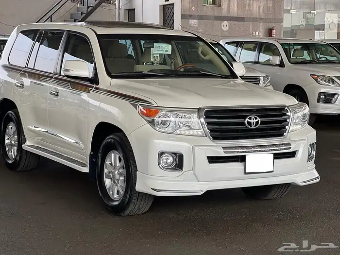 لاندكروزر وكالة .سعودي 2014 4
