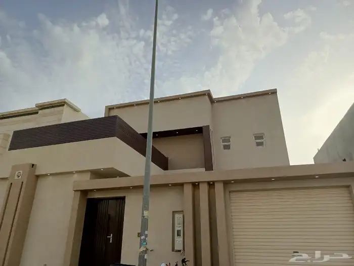 فيلا للإيجار حي مشرفه الدانه 0