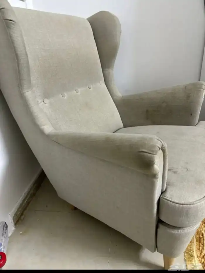 تسريحه جديده للبيع مع مرايتها و كنبه ايكيا 8