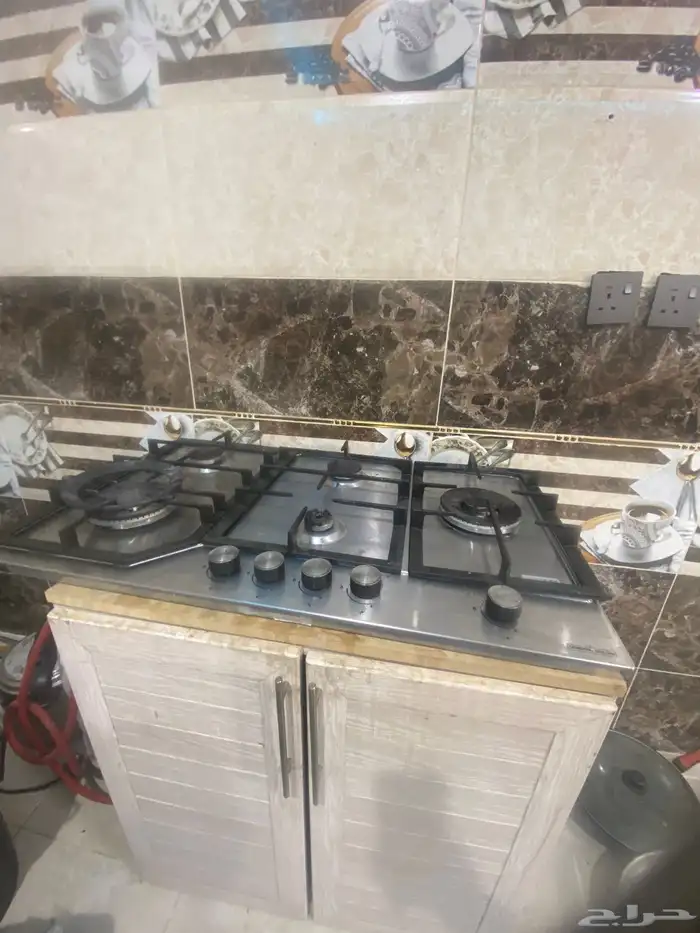 للبيع سطوانت غاز وفرن سطعي ستعمال سنه 0