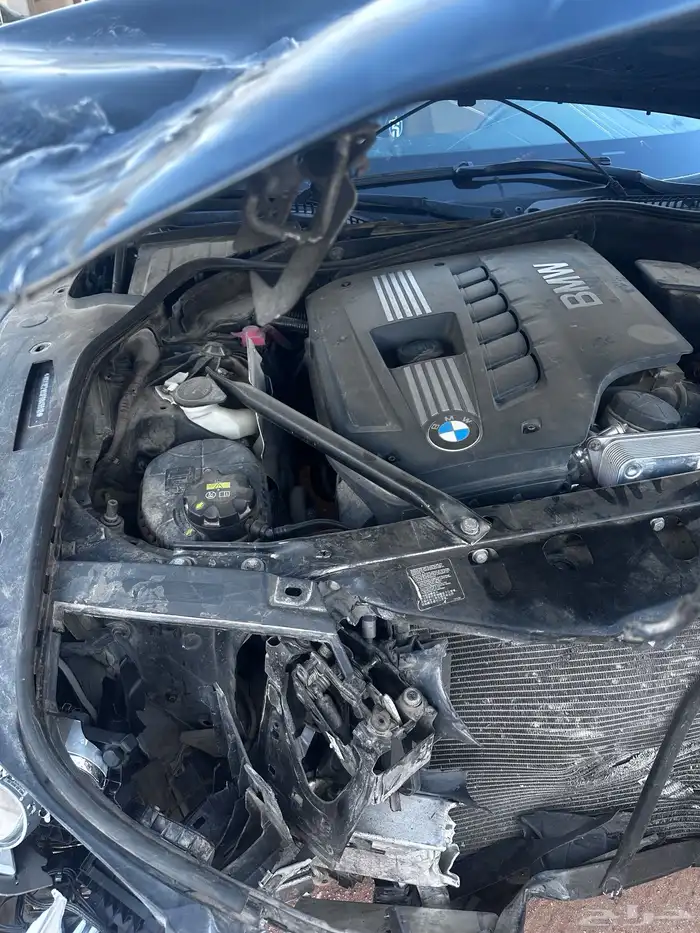 بي ام دبليو BMW 2015 مصدومة على حالتها الراهنه 17