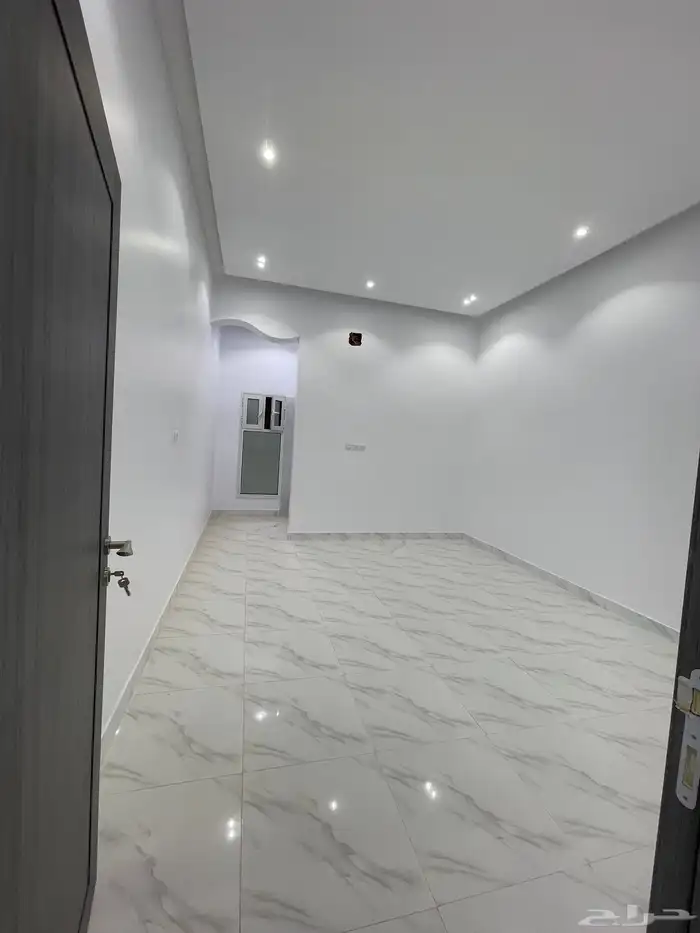 للبيع عمارة تجاريي سكني حي الريان حفر الباطن 8