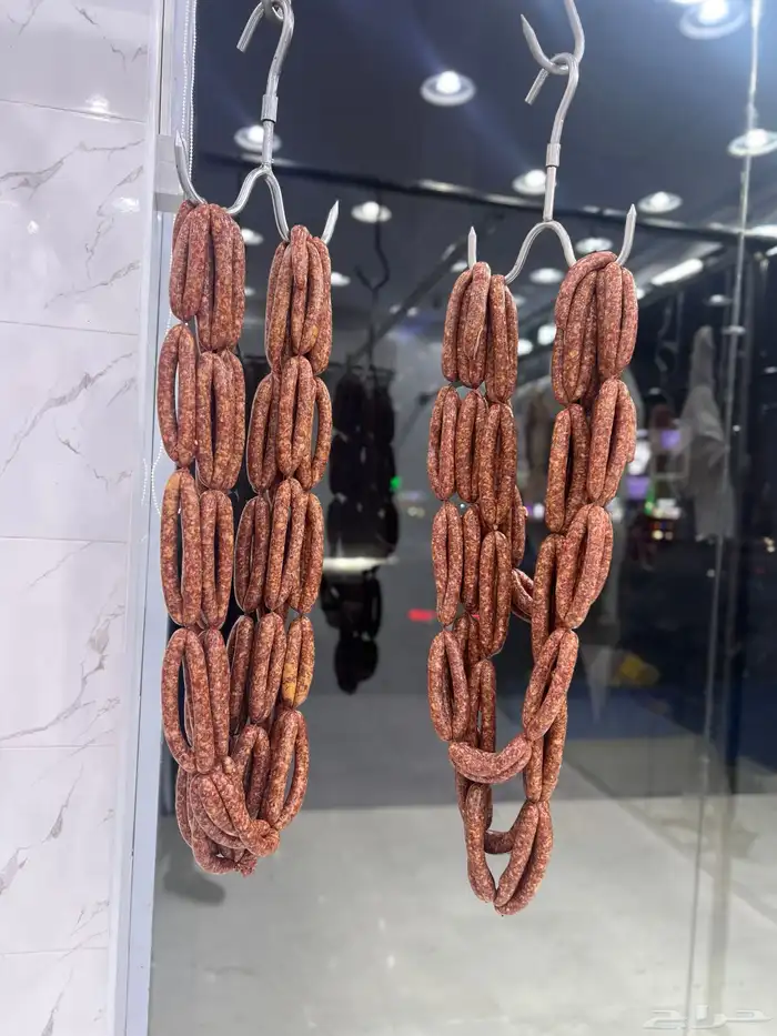 ملحمه لبيع اللحوم البلدي الطازجه 2