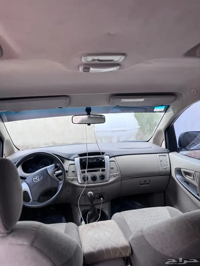 انوفا 2012 نضيفه للبيع 16