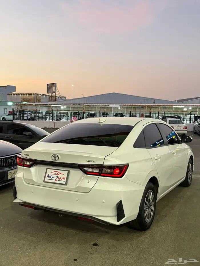 تويوتا يارس 2023 5