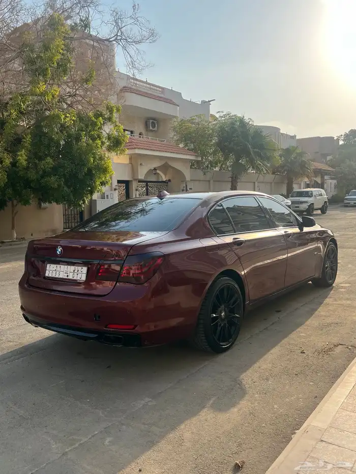 Bmw 750Li Individual 8