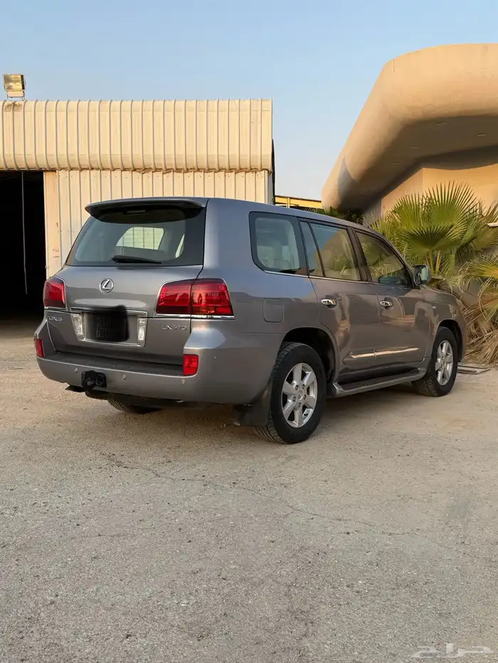 لكزس LX570 .2009 6