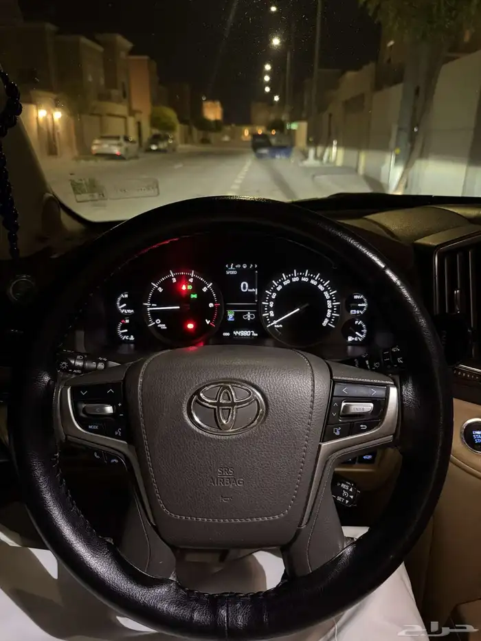 لاند كروزر في اكس ار 2016 وارد عبداللطيف جميل VXR2 9