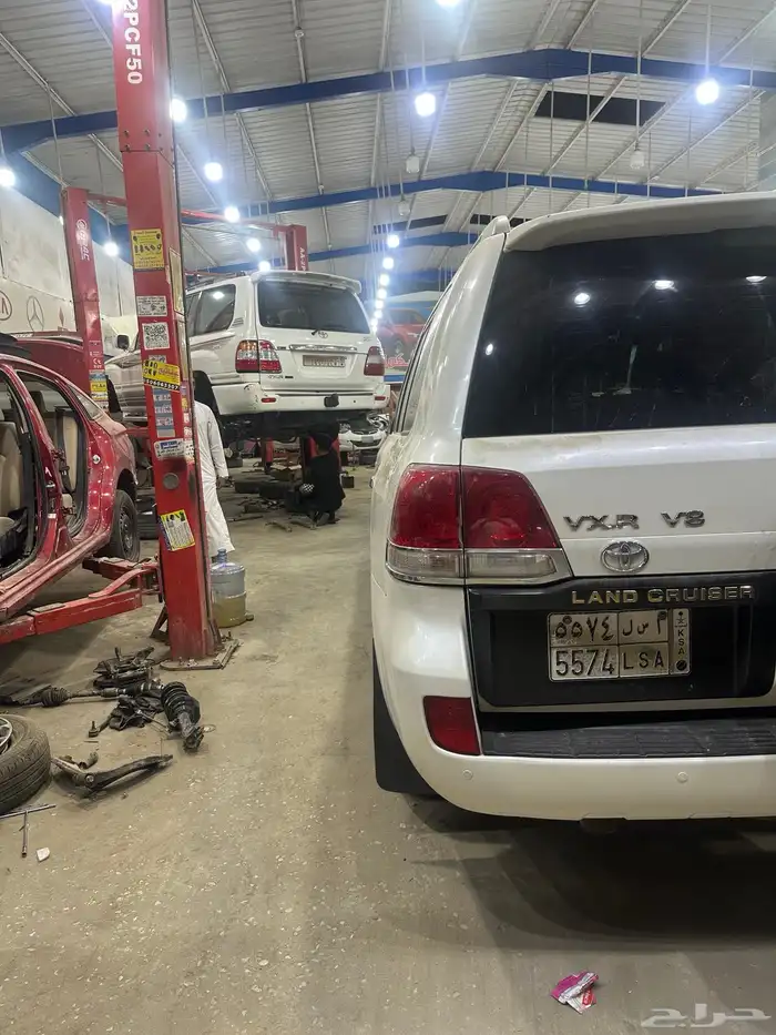 جلد مقصات استرالي نيسان بلاتينوم - لكزس -لاند كروزر GXR VXR 13