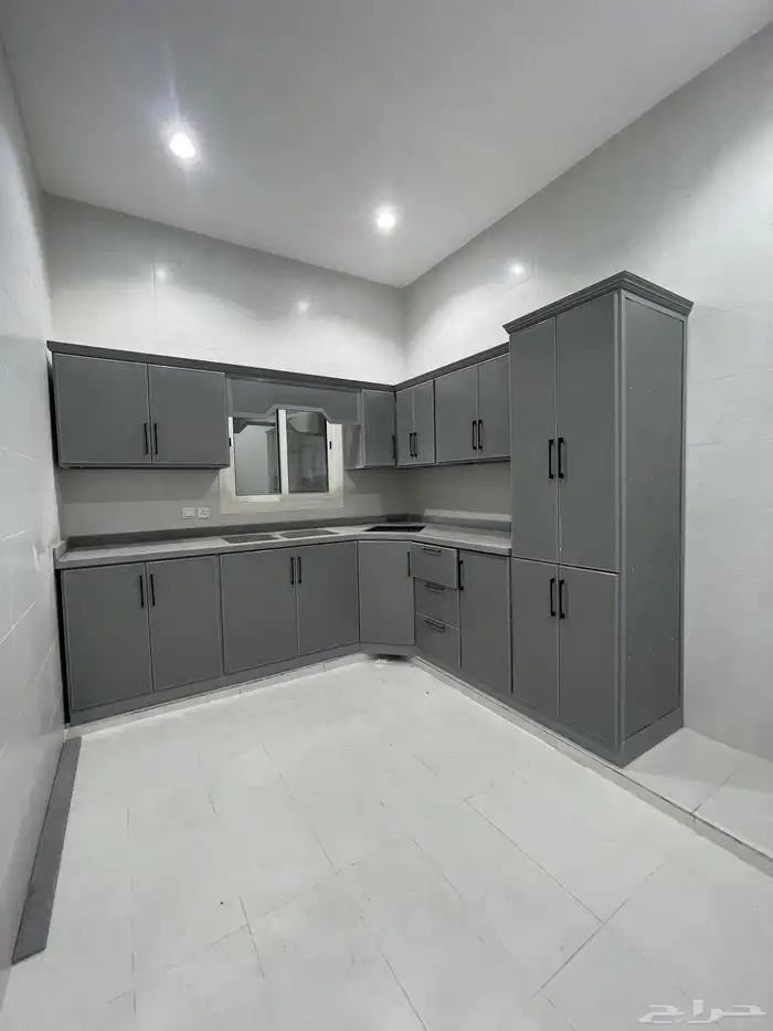 للبيع عمارة تجاريي سكني حي الريان حفر الباطن 15