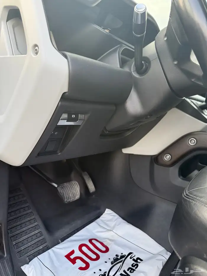 لاند روفر ديفندر 2020 فل كامل وعلا ضمان الناغي 110 HSE V6 36